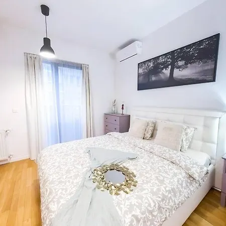 Old Town Spacious בוקרשט