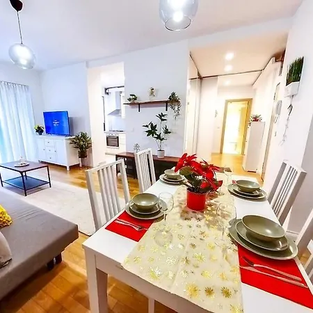 Old Town Spacious * Βουκουρέστι