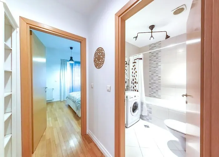 Old Town Spacious Daire *