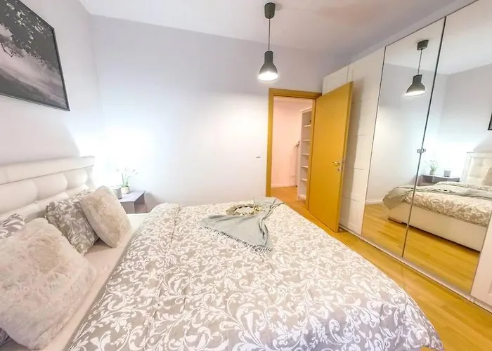 Old Town Spacious Apartamento *